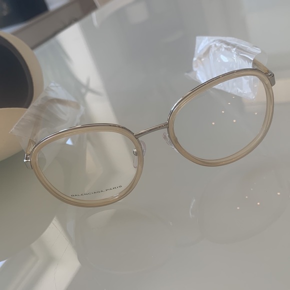 Balenciaga glasses - no prescription lenses - Picture 9 of 11